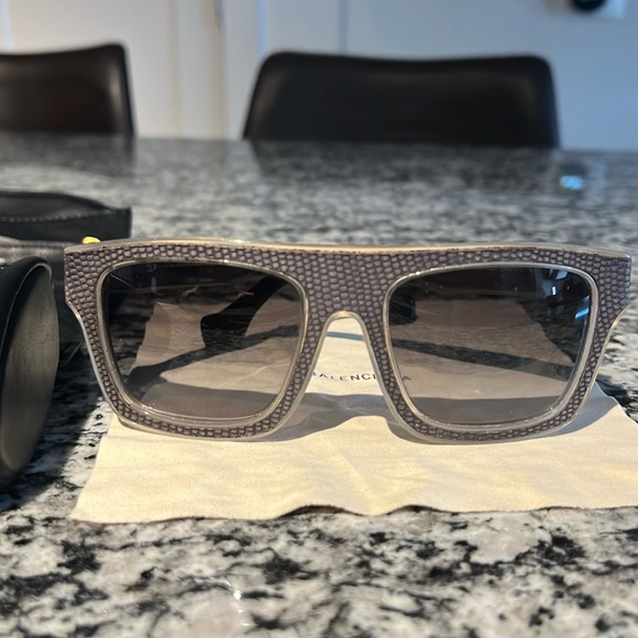 Balenciaga exotic lizard, sunglasses/gray with case that doubles as a clutch. main image 3